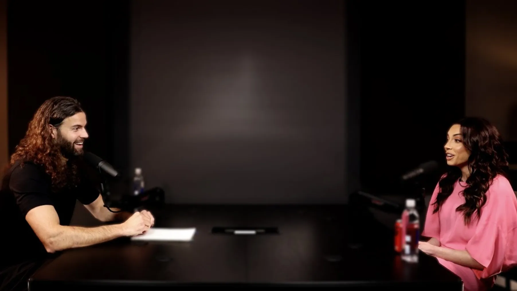 How Leila Hormozi Built a $200M/Year Empire (Entrepreneur Mindset) Preview