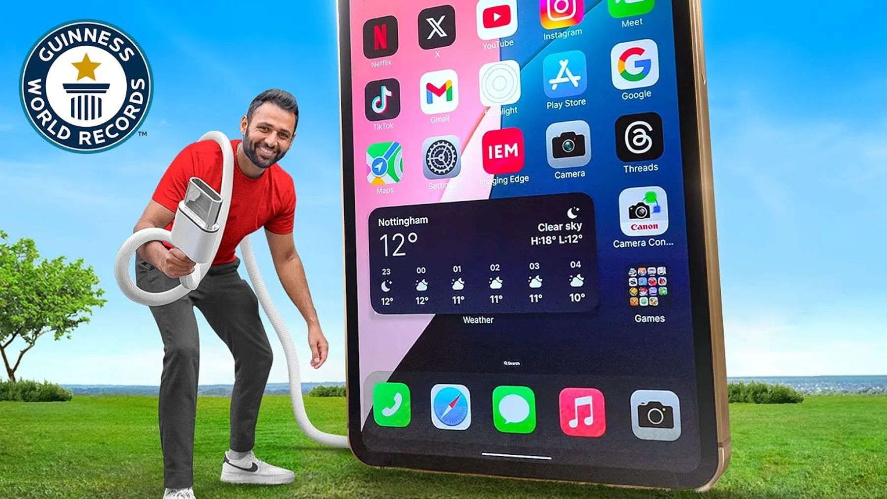 We built the Biggest iPhone in the World. Preview