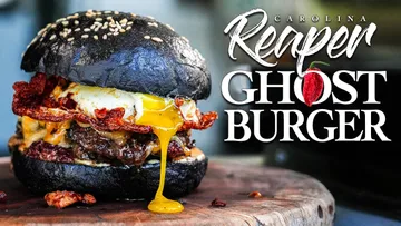 I made the SPICIEST Burger ate it and this happened Preview