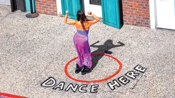 The most beautiful footage of strangers dancing in public… Preview