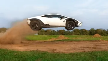 JUMPING A LAMBORGHINI STERRATO Preview